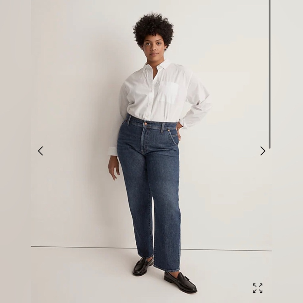 Classic Straight-Leg Women’s Jeans in Dark Blue